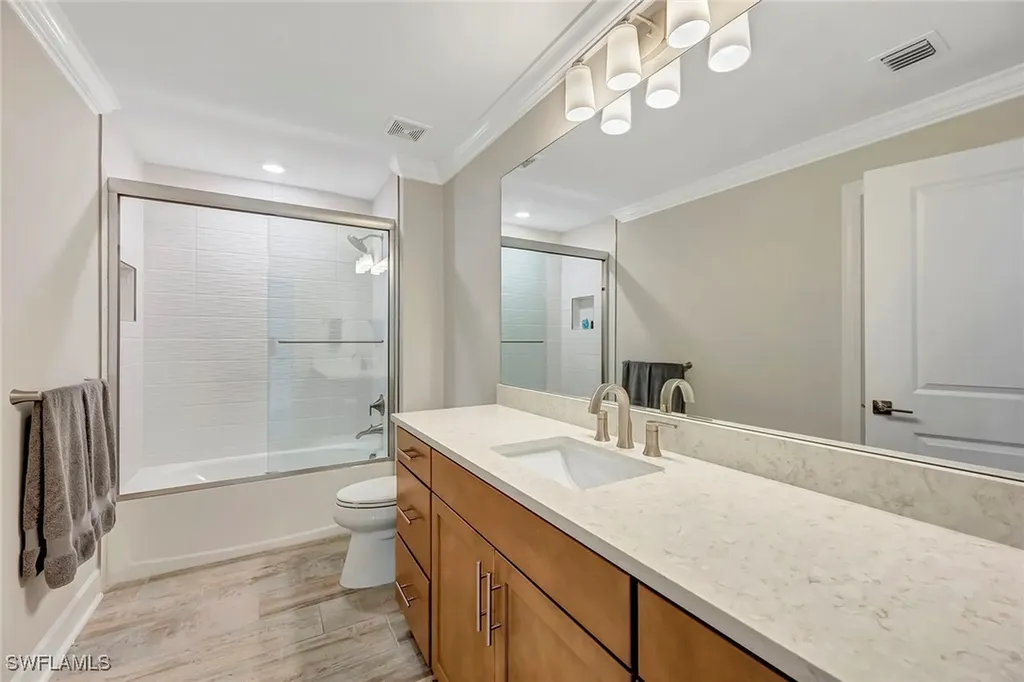 9574 Everglades Drive Naples FL 34120