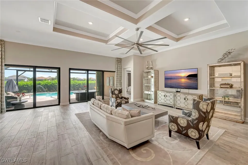 9574 Everglades Drive Naples FL 34120