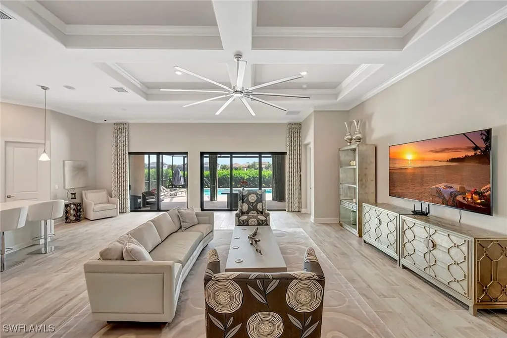 9574 Everglades Drive Naples FL 34120
