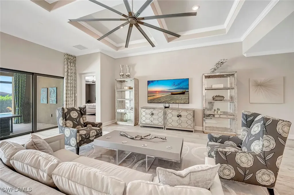 9574 Everglades Drive Naples FL 34120