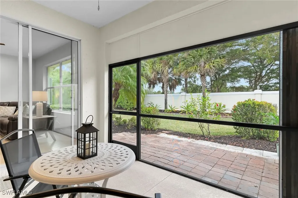 13418 Kent Street Naples FL 34109