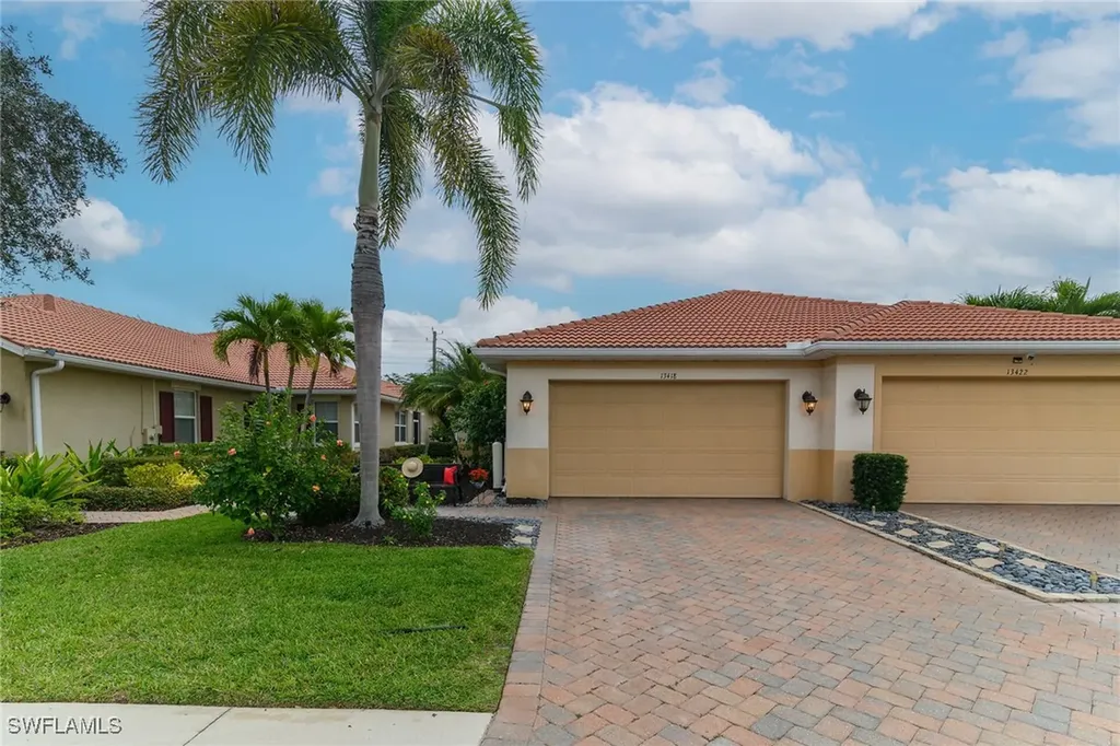 13418 Kent Street Naples FL 34109