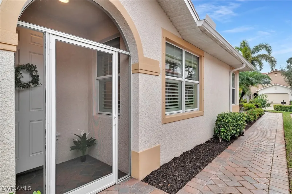 13418 Kent Street Naples FL 34109