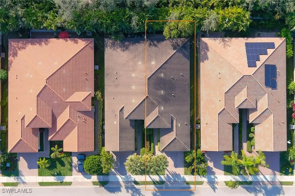 13419 Silktail Drive Naples FL 34109
