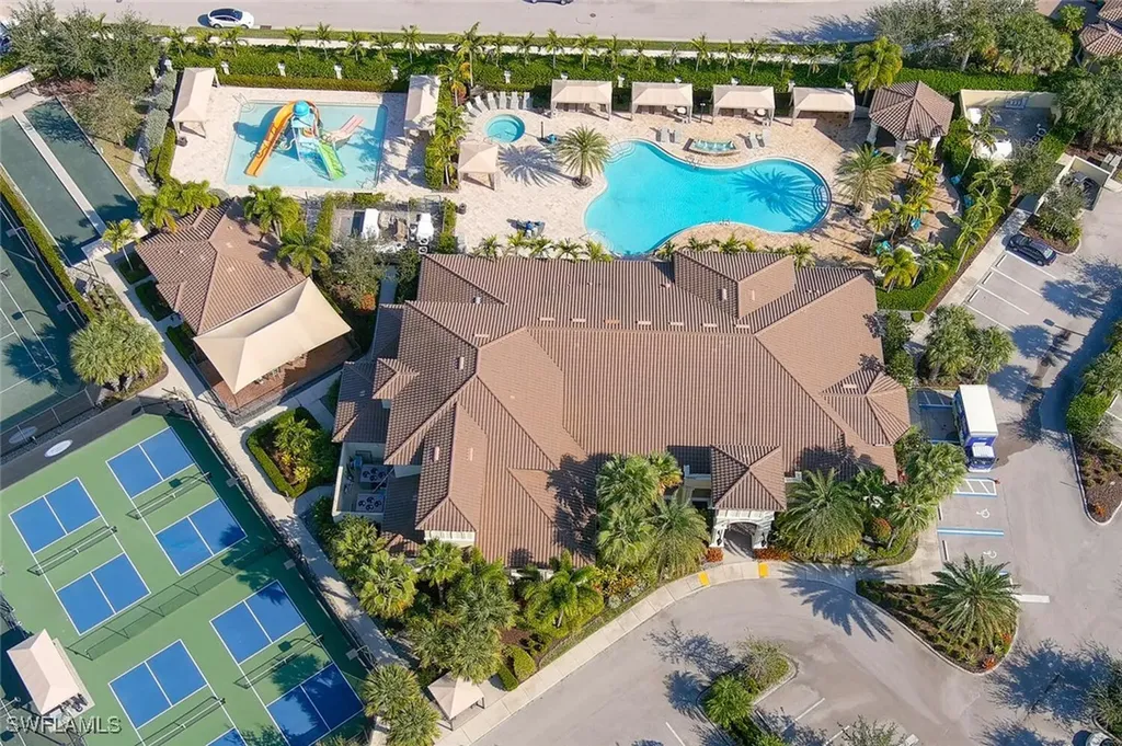 13419 Silktail Drive Naples FL 34109