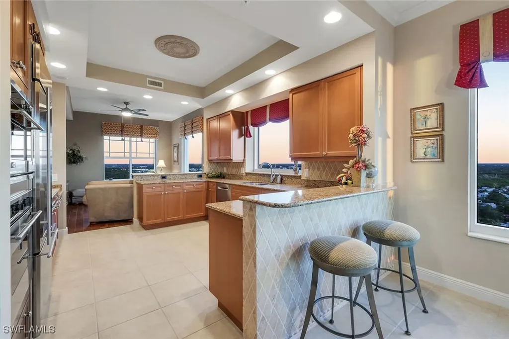 455 Cove Tower Drive Naples FL 34110