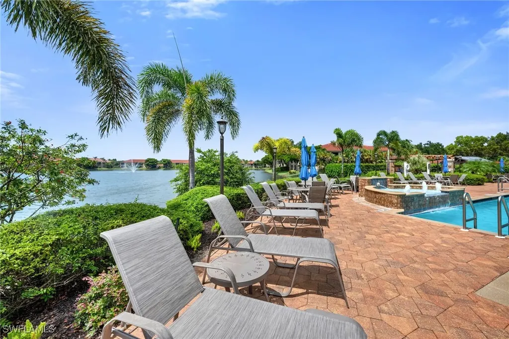 6496 Huntington Lakes Circle Naples FL 34119