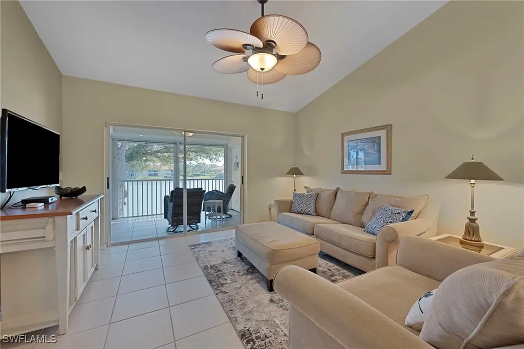 6496 Huntington Lakes Circle Naples FL 34119