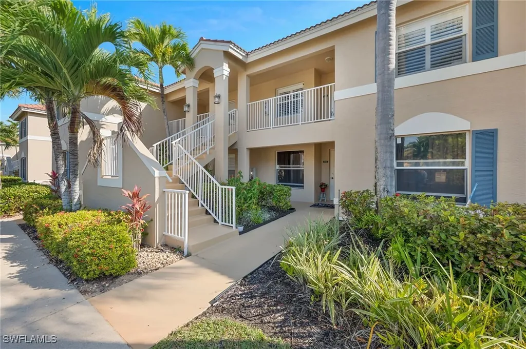 6496 Huntington Lakes Circle Naples FL 34119