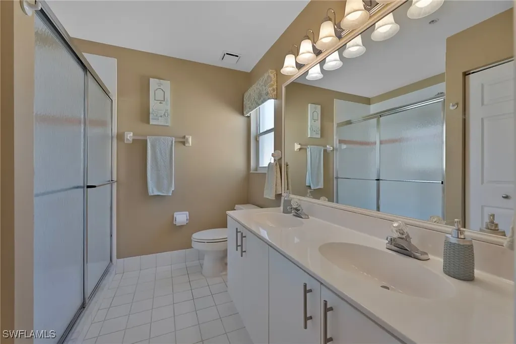 6496 Huntington Lakes Circle Naples FL 34119