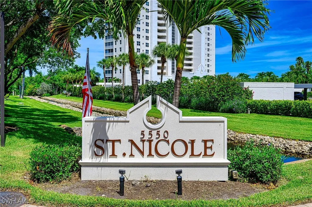 5550 Heron Point Drive Naples FL 34108