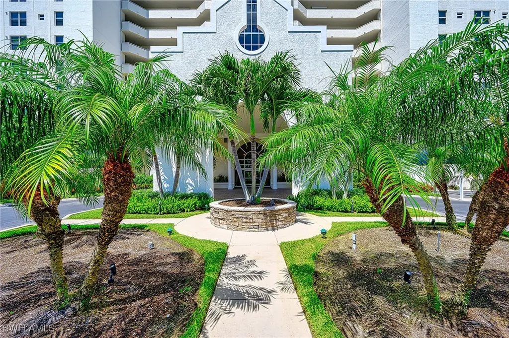 5550 Heron Point Drive Naples FL 34108