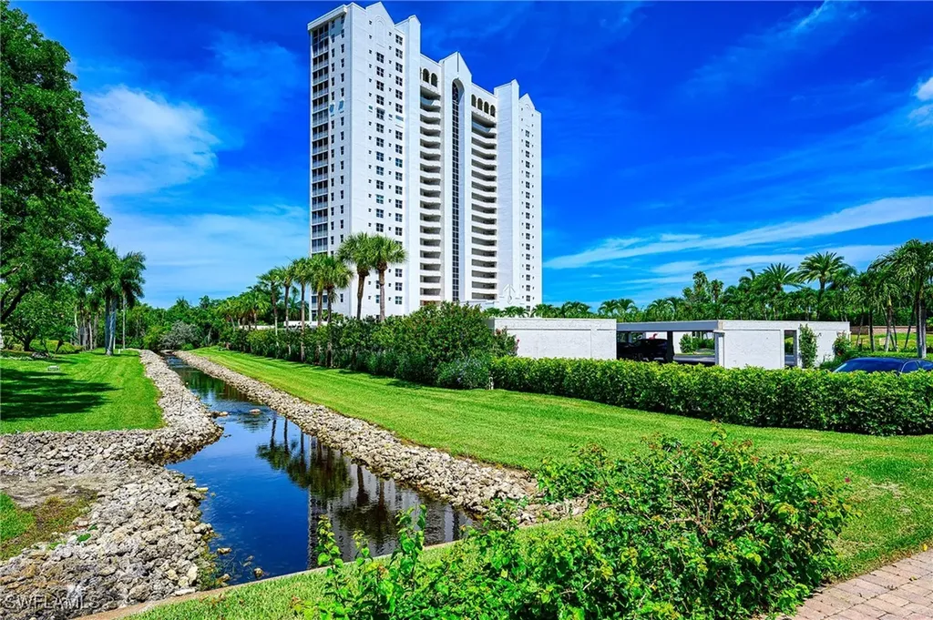 5550 Heron Point Drive Naples FL 34108