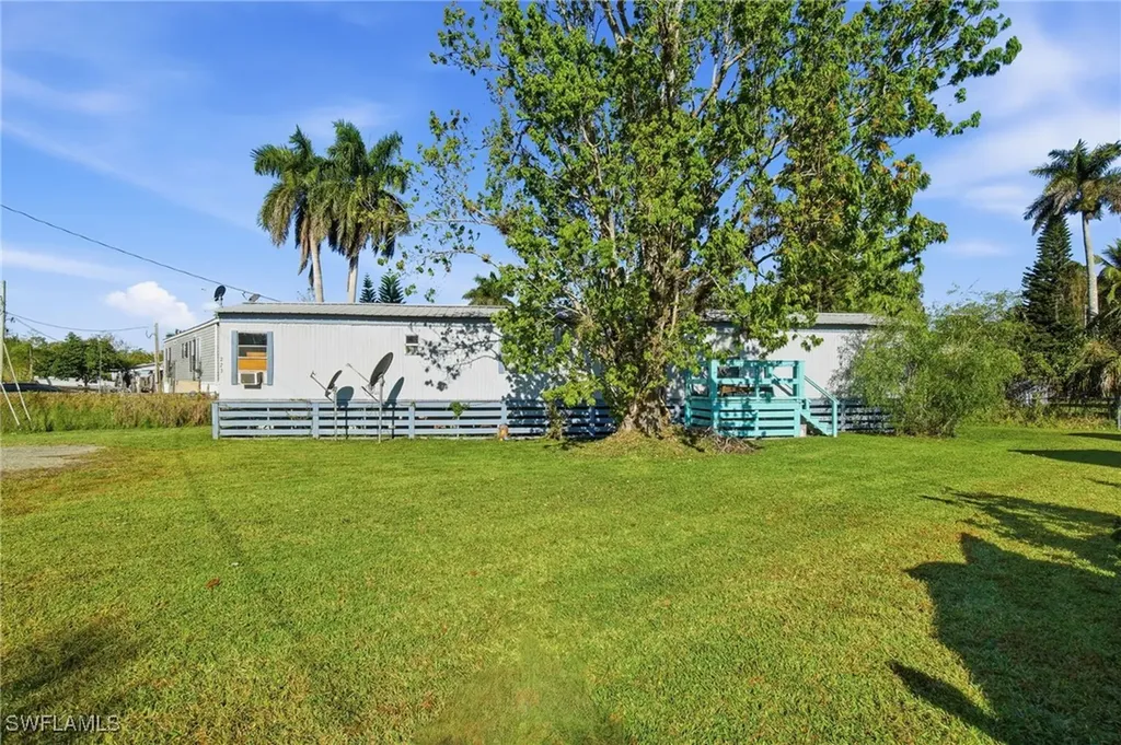 223 Gladys Court Copeland FL 34137