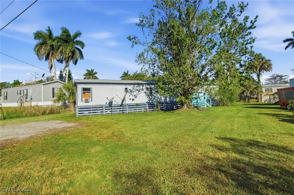 223 Gladys Court Copeland FL 34137