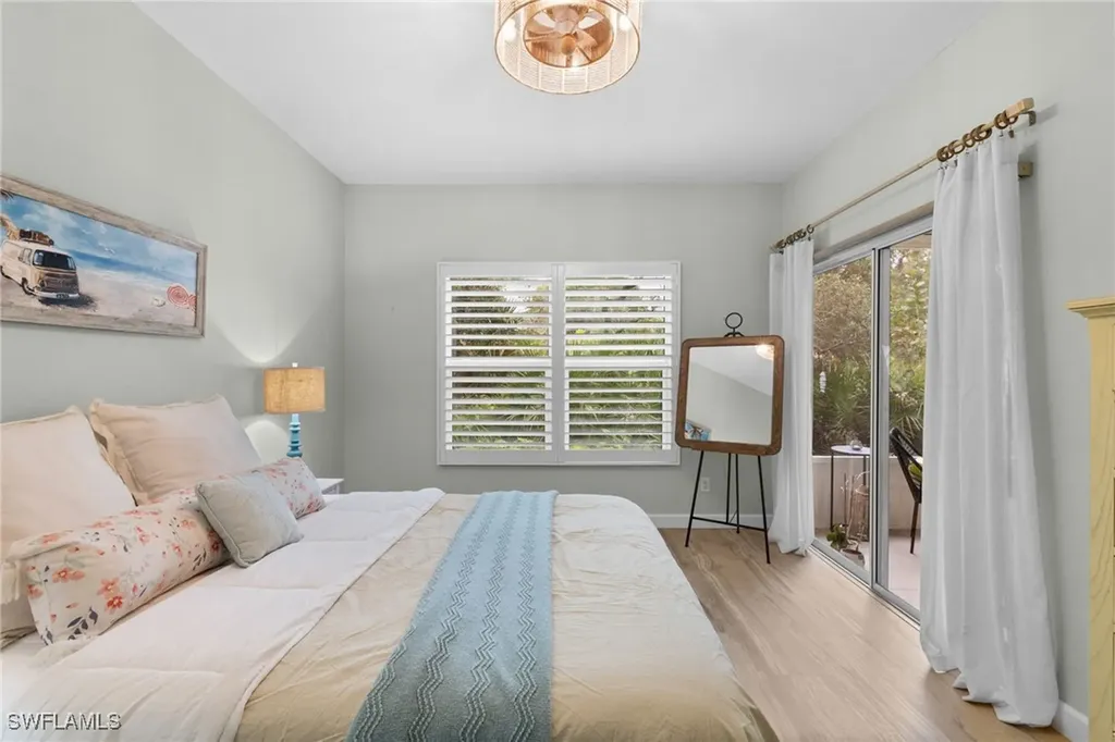 327 Emerald Bay Circle Naples FL 34110