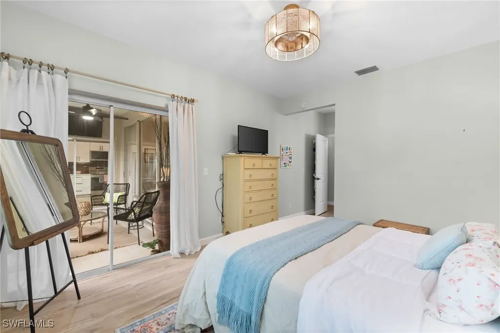 327 Emerald Bay Circle Naples FL 34110