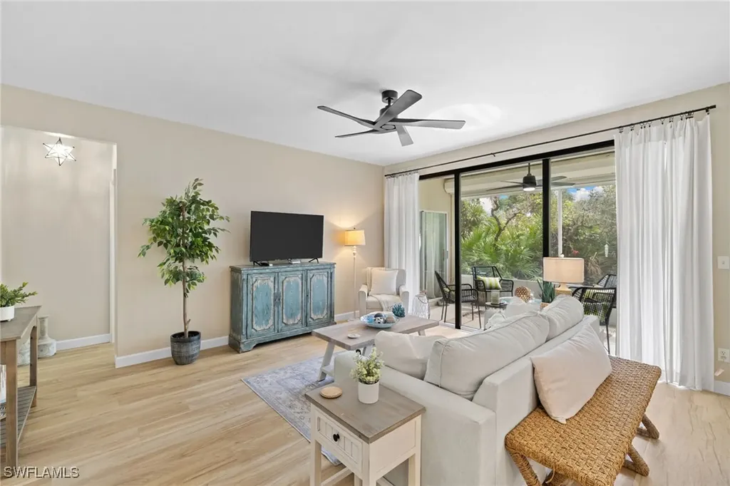 327 Emerald Bay Circle Naples FL 34110