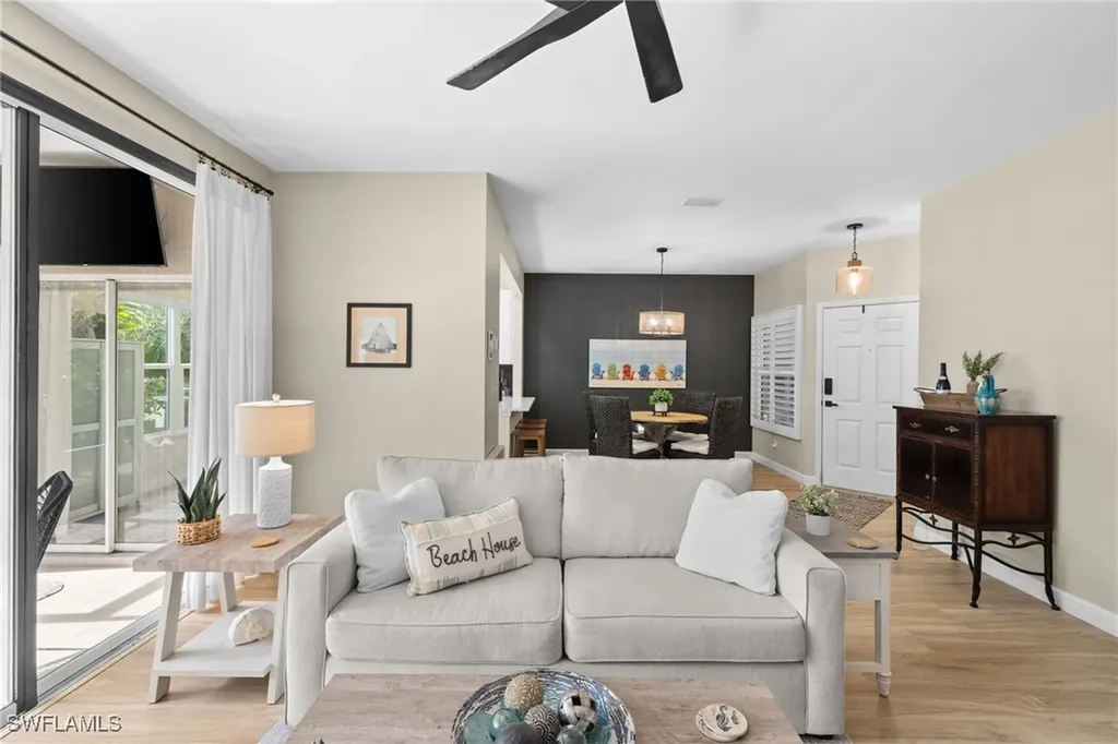 327 Emerald Bay Circle Naples FL 34110