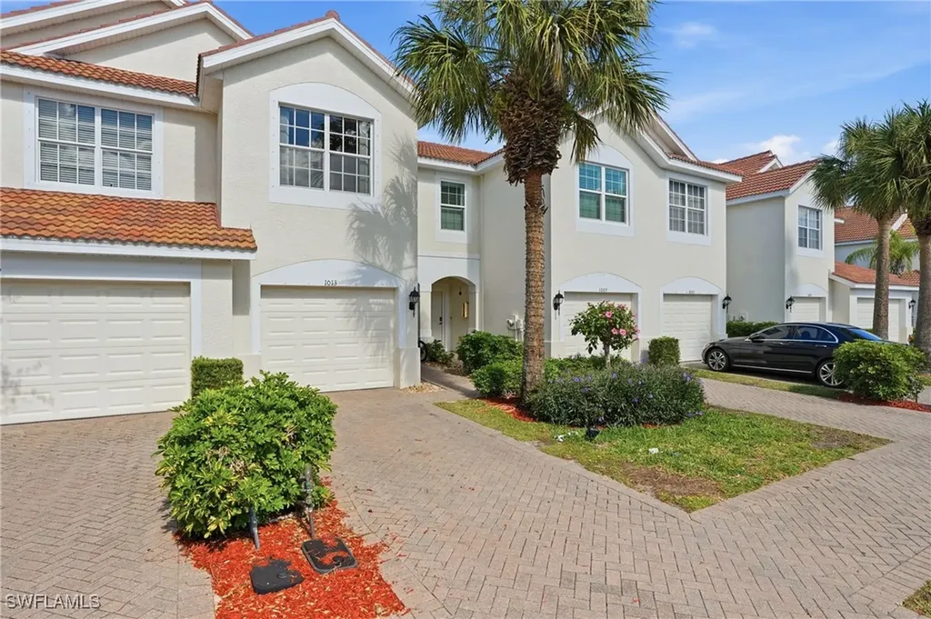 1013 Hampton Circle Naples FL 34105