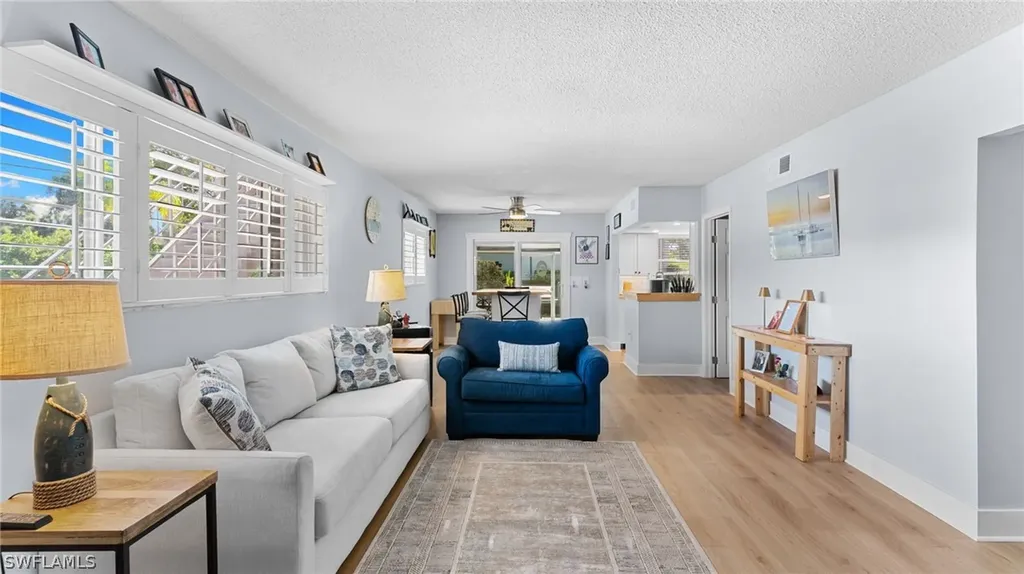 1686 Blue Point Avenue Naples FL 34102