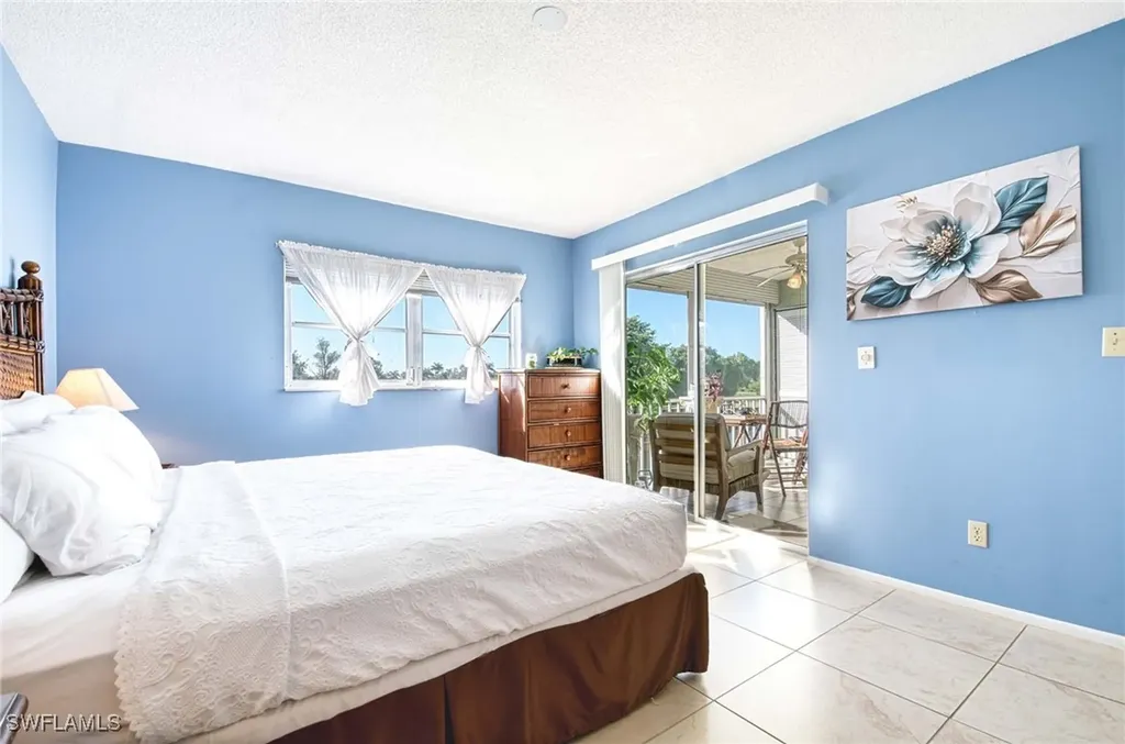 5483 Rattlesnake Hammock Road Naples FL 34113