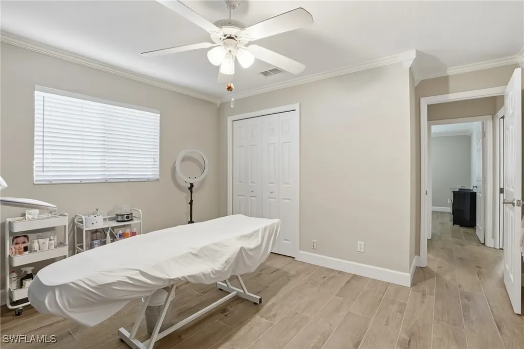 272 Johnnycake Drive Naples FL 34110