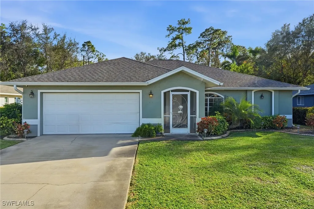 272 Johnnycake Drive Naples FL 34110