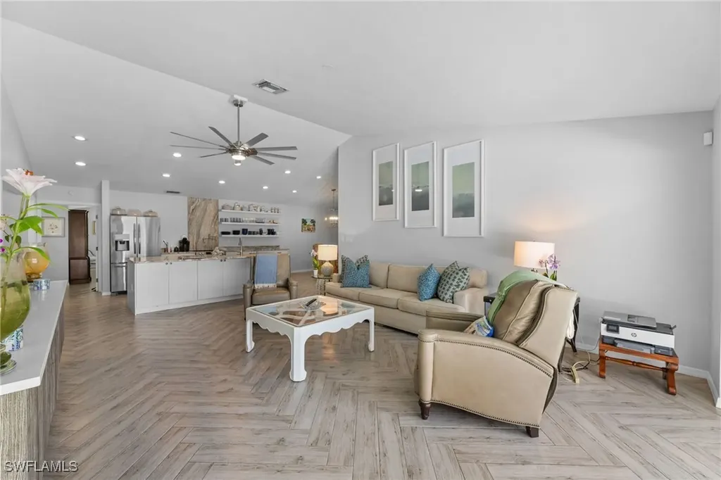 2467 Pine Woods Circle Naples FL 34105
