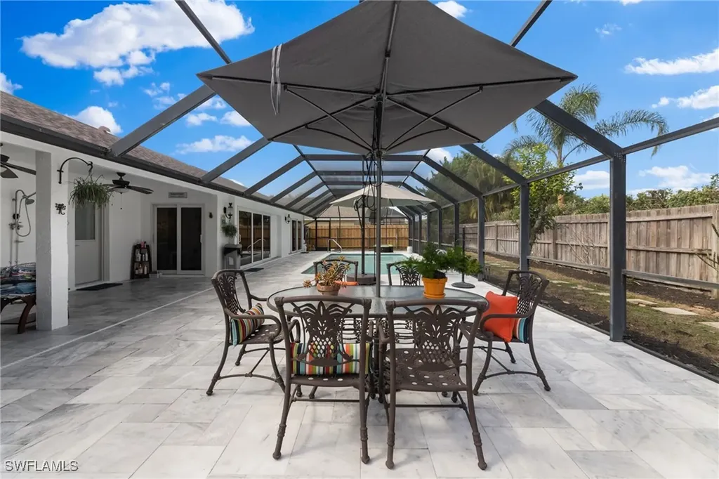 2467 Pine Woods Circle Naples FL 34105