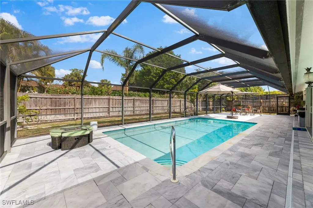 2467 Pine Woods Circle Naples FL 34105