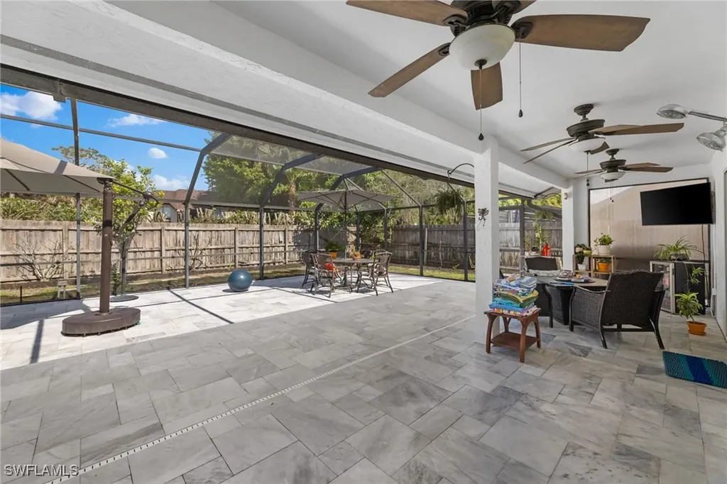 2467 Pine Woods Circle Naples FL 34105