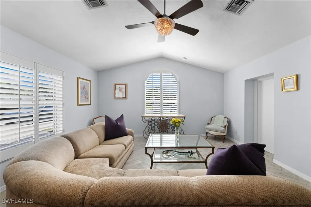 2467 Pine Woods Circle Naples FL 34105