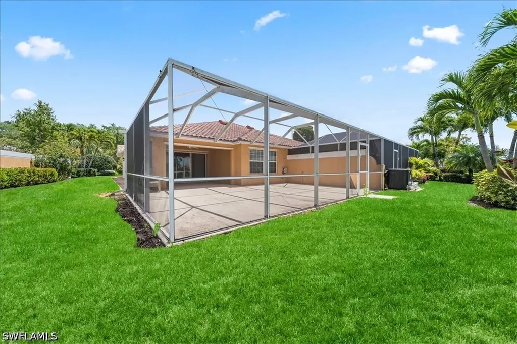 7558 Rozzini Lane Naples FL 34114