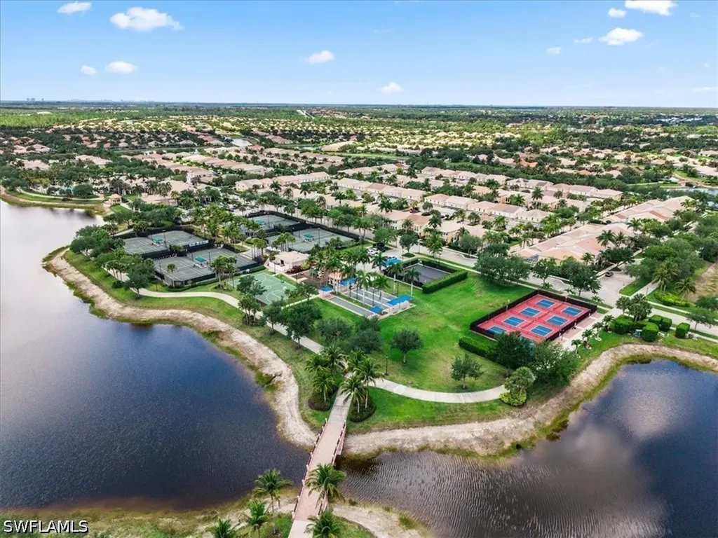 7558 Rozzini Lane Naples FL 34114