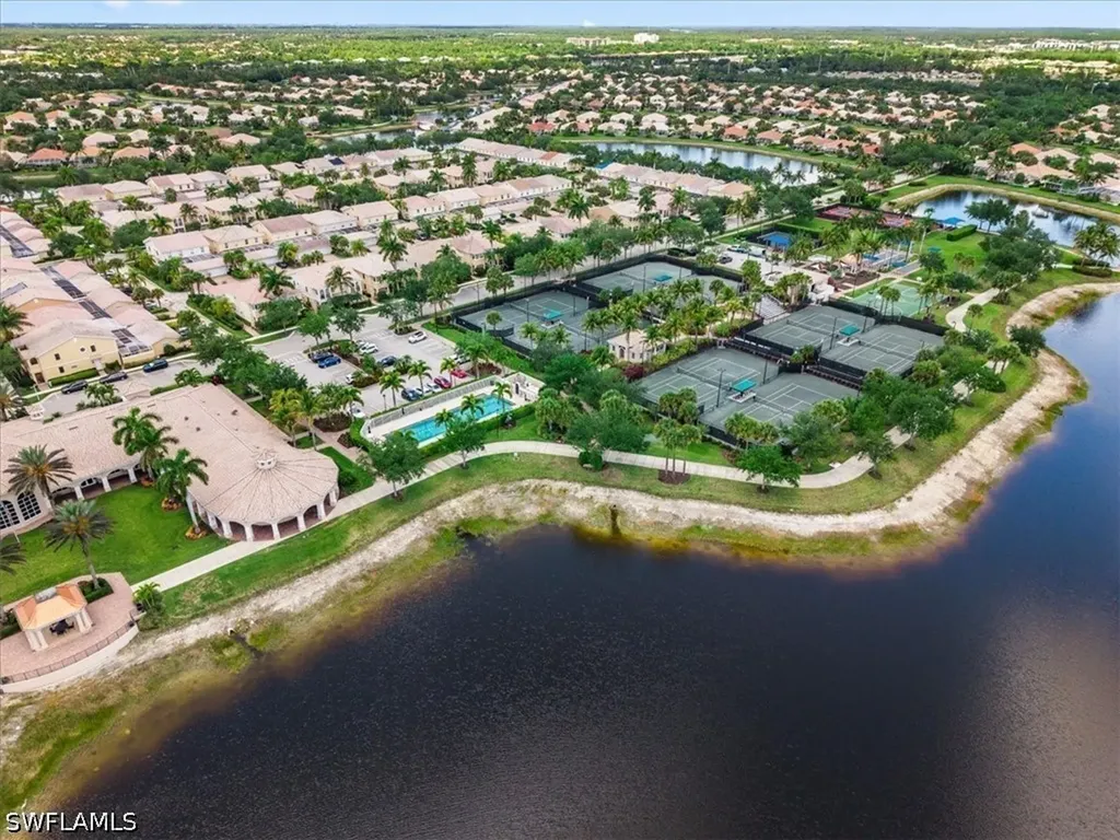 7558 Rozzini Lane Naples FL 34114