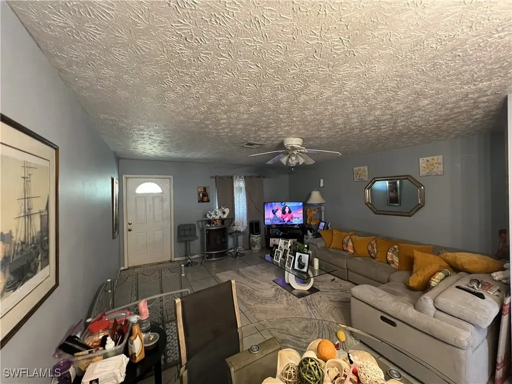 2836 Tropicana Boulevard Naples FL 34116