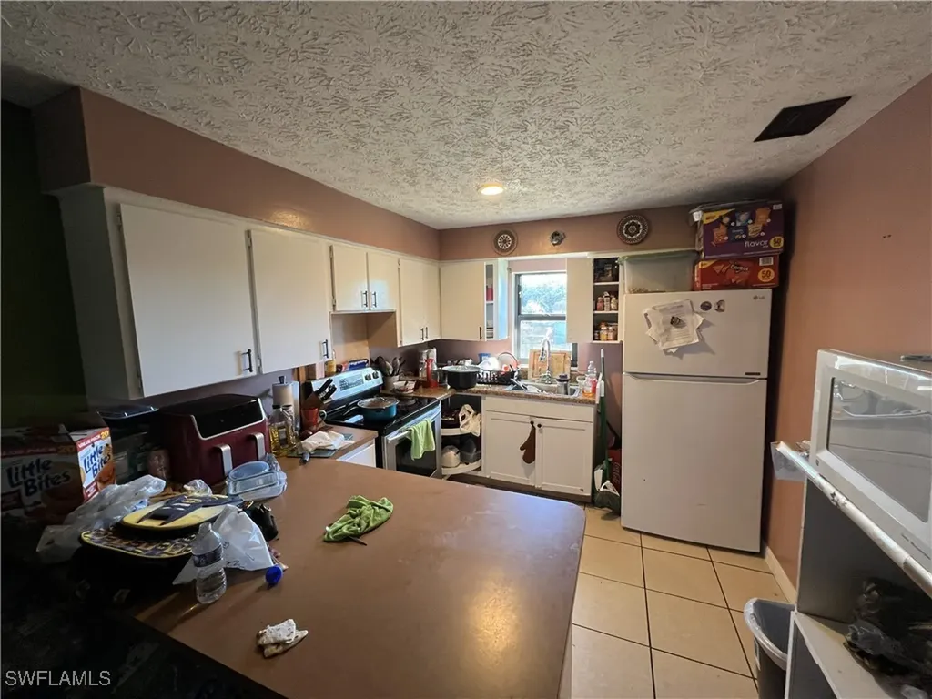 2836 Tropicana Boulevard Naples FL 34116