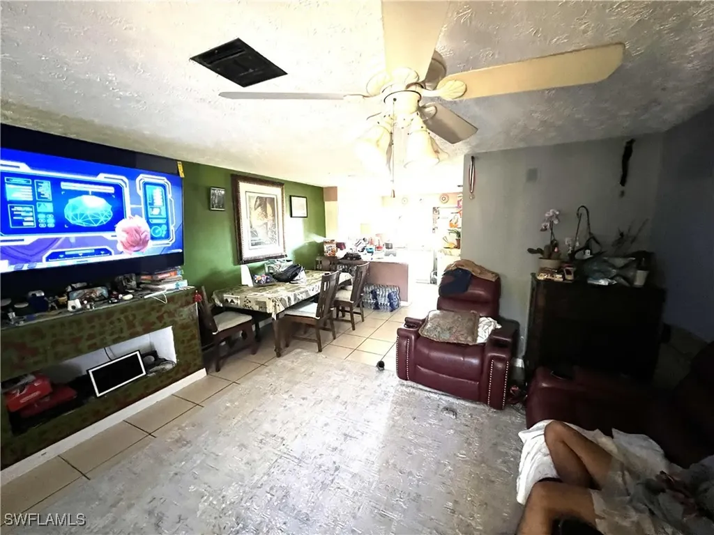 2836 Tropicana Boulevard Naples FL 34116