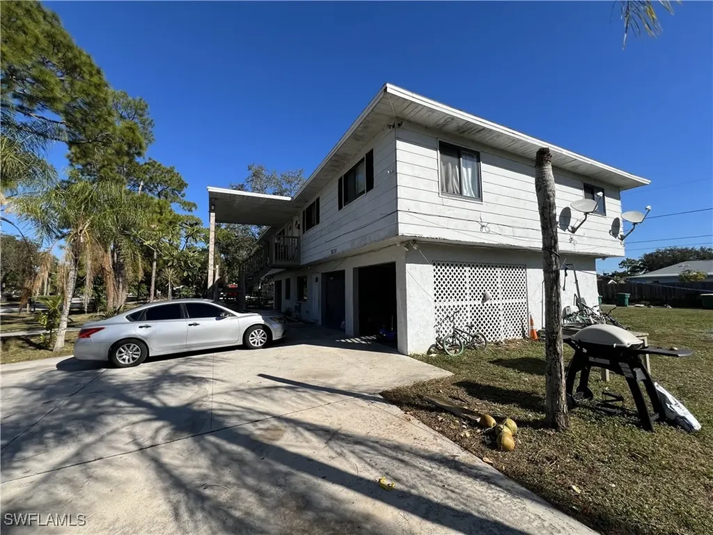 2836 Tropicana Boulevard Naples FL 34116