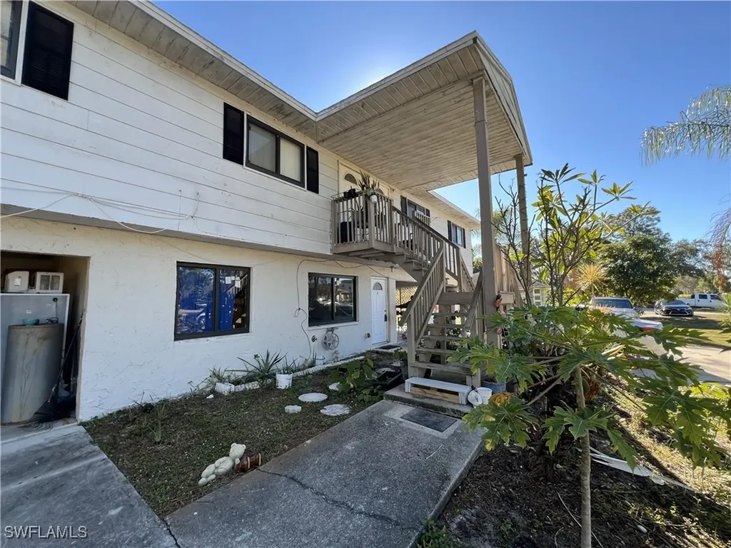 2836 Tropicana Boulevard Naples FL 34116