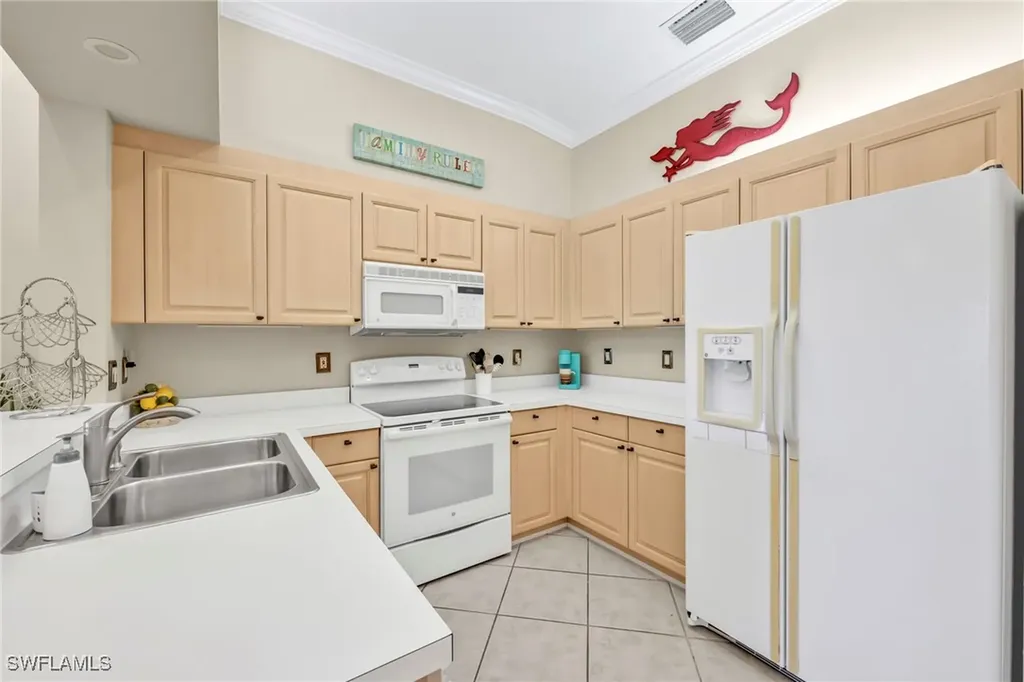 2476 Orchid Bay Drive Naples FL 34109