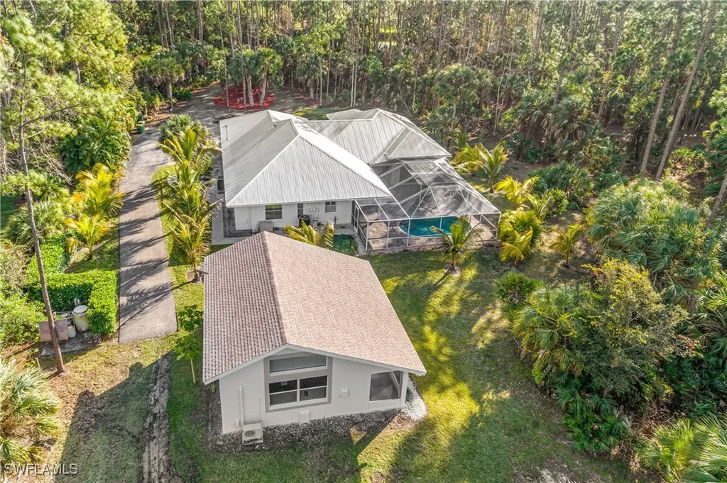 5099 Tallowood Way Naples FL 34116