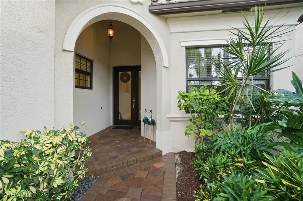 4318 Aurora Street Naples FL 34119