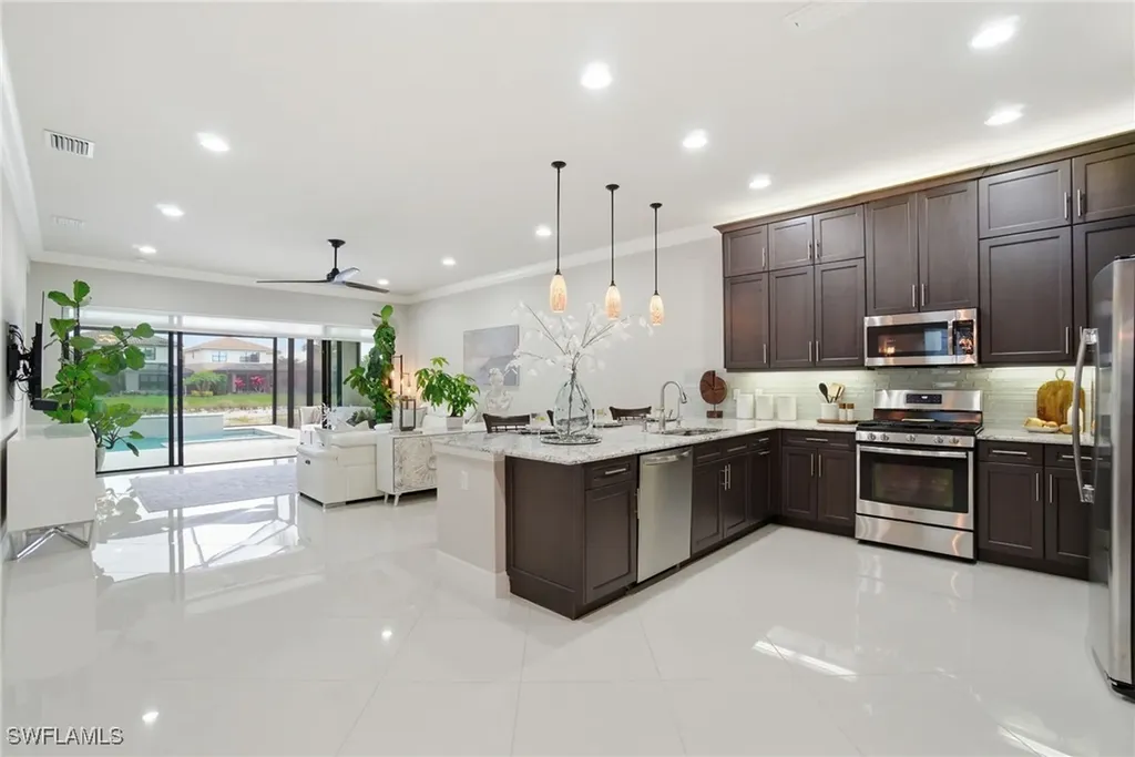 4318 Aurora Street Naples FL 34119