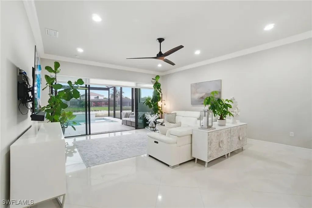 4318 Aurora Street Naples FL 34119