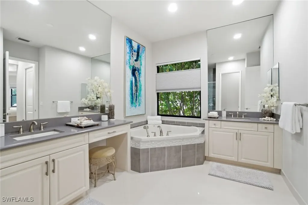4318 Aurora Street Naples FL 34119