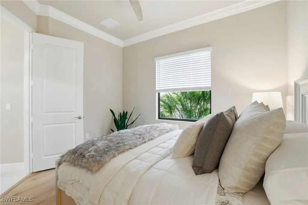 4318 Aurora Street Naples FL 34119