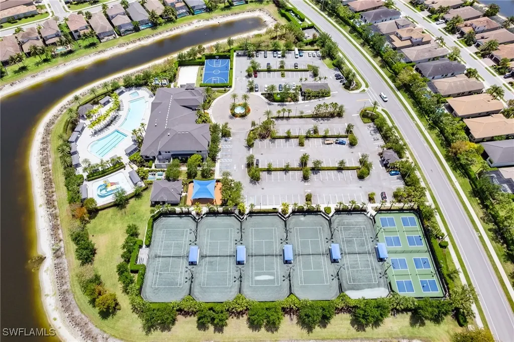 4318 Aurora Street Naples FL 34119
