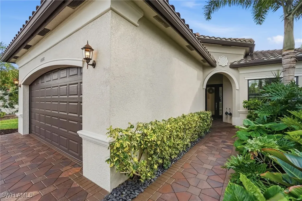 4318 Aurora Street Naples FL 34119